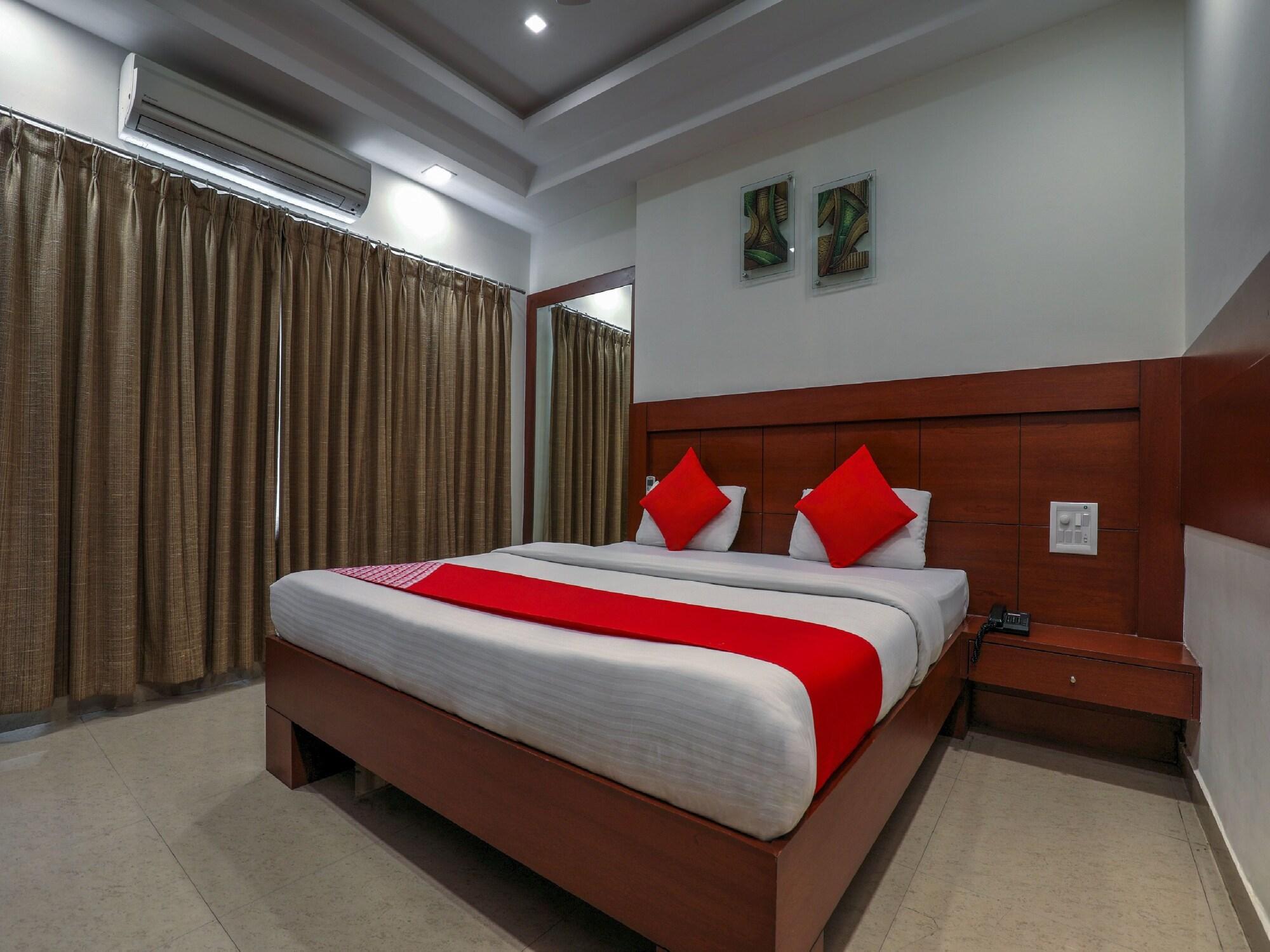 Treebo Trend Hotel Jp Plaza Nampally Hyderabad Bagian luar foto