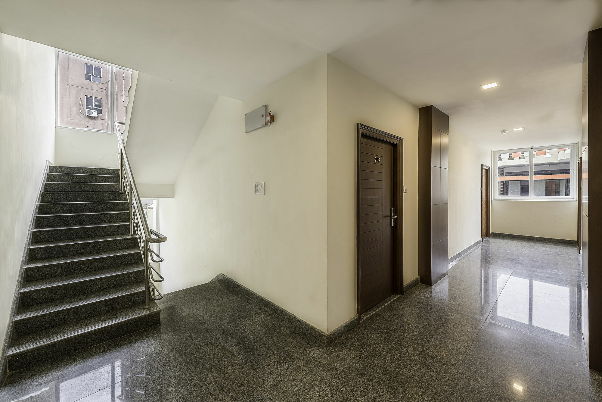 Treebo Trend Hotel Jp Plaza Nampally Hyderabad Bagian luar foto